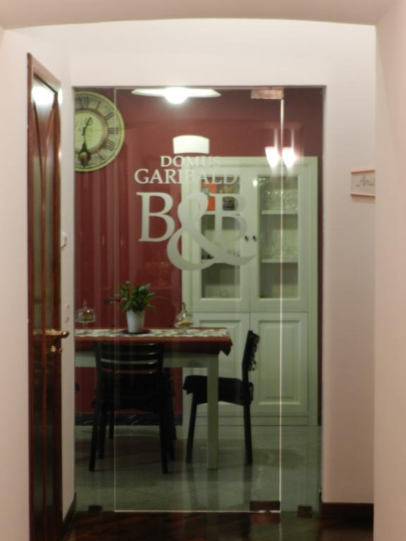 B&B Domus Garibaldi サレルノ エクステリア 写真