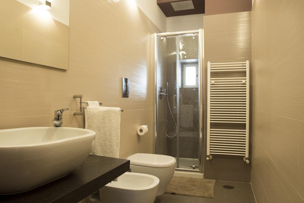 B&B Domus Garibaldi サレルノ エクステリア 写真