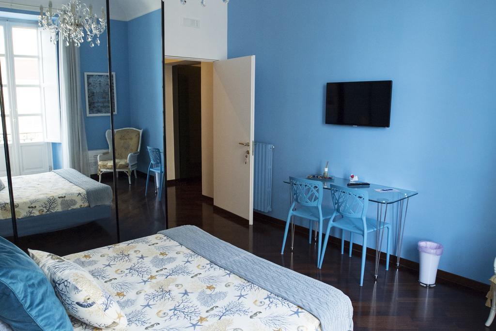 B&B Domus Garibaldi サレルノ エクステリア 写真